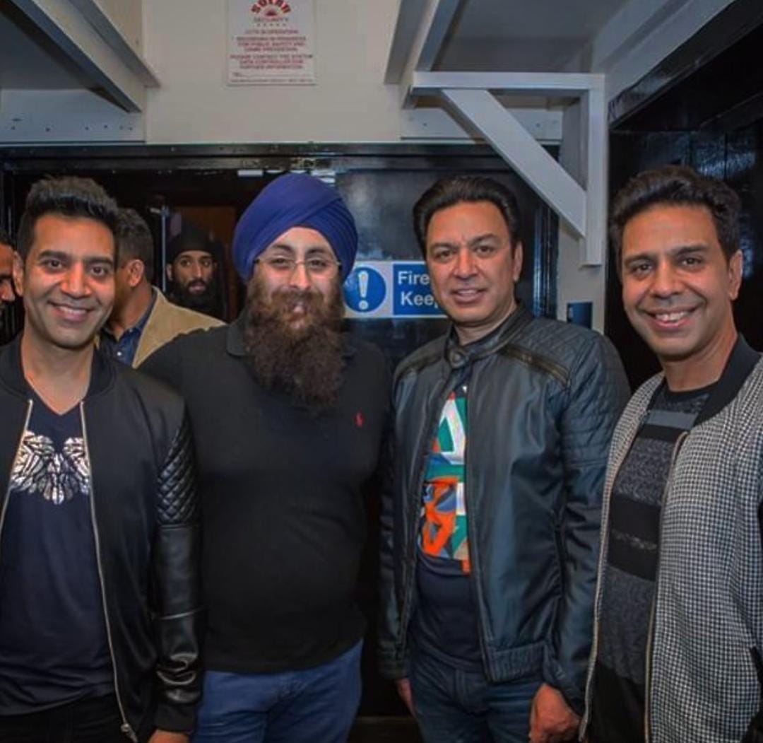 With singers Manmohan Waris, Kamal Heer, Sangtar
